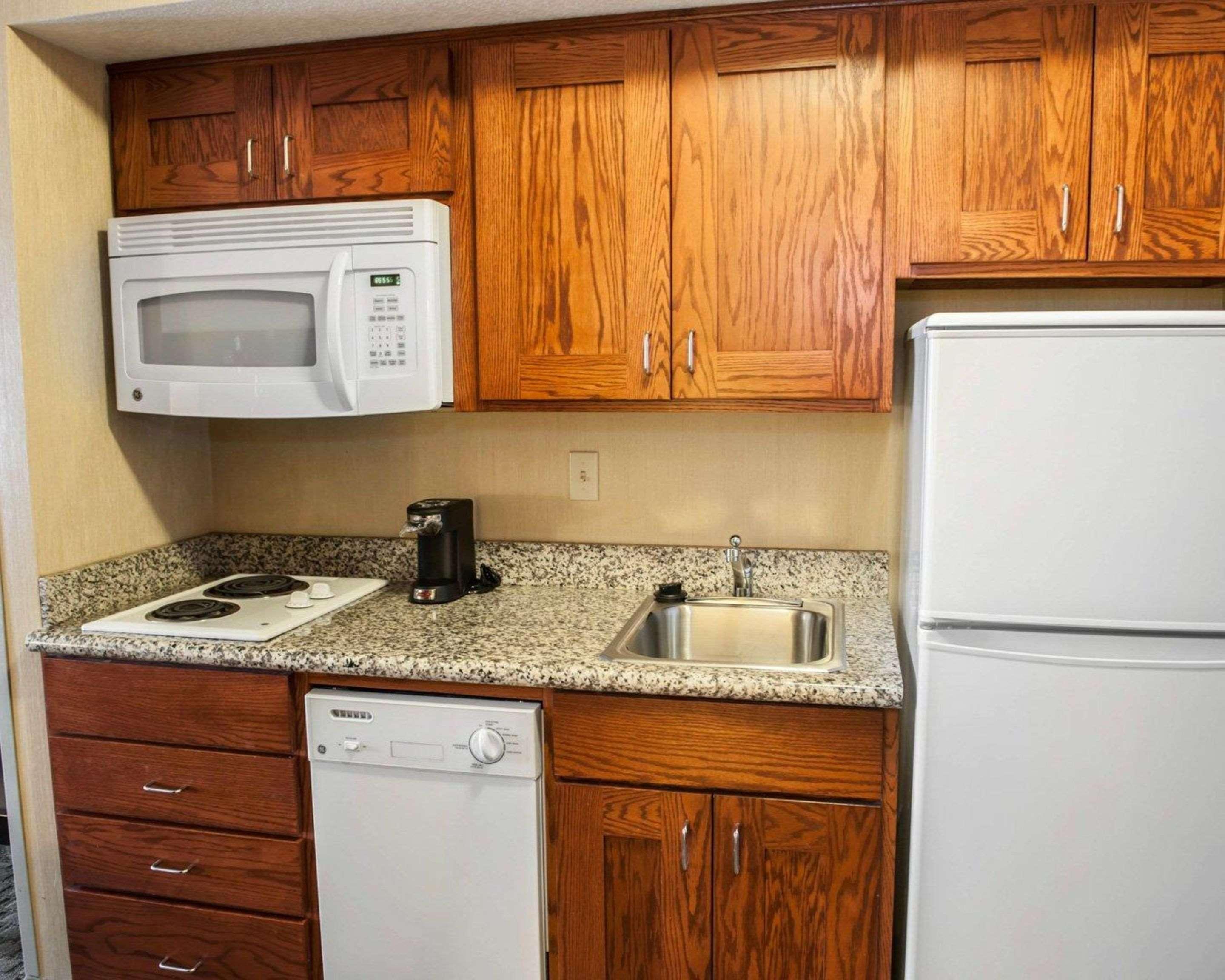 Comfort Inn & Suites Muncie Kültér fotó